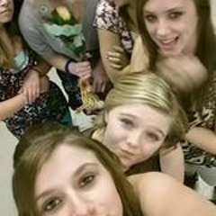 Kaylin Likes Pickels