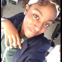Mya  Powell