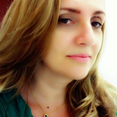 Daniela Santos-Hansen