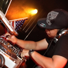 DJ512