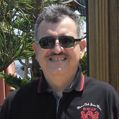 Dr.Tarek Saleh