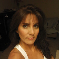 Beatriz Gonzalez 53