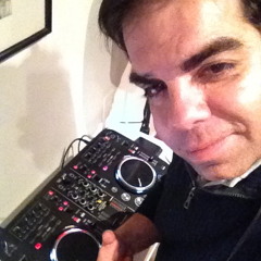 Guillermo Arboleda V