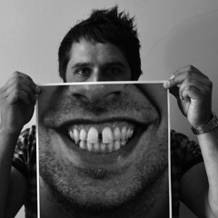 Jaye Louis Douce