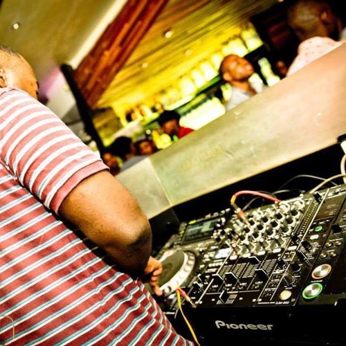 Mafikizolo ft Uhuru - Khona (DJ Onny Antenna Remix)