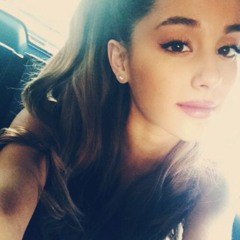 Ariana Grande 