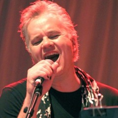 TIM ROBBINZ