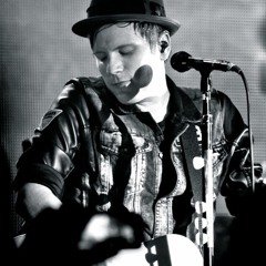 Fall Out Boy- Champagne For My Real Friends, Real Pain For My Sham Friends