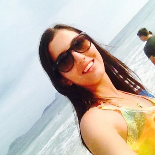 Lorena Almeida 16’s avatar