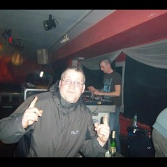 Too Biers / ThE UuuT