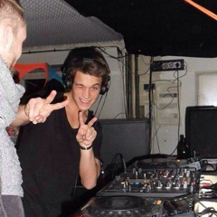 danny_drum