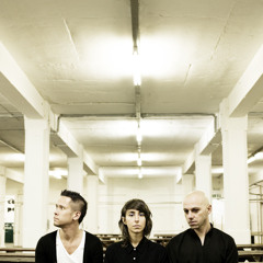 The Eyes in The Heat