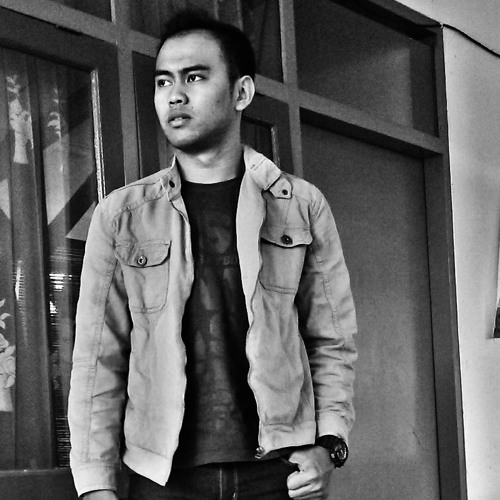 Stream Tangga Cinta Tak Mungkin Berhenti (Cover) by Restugara Stream Tangga Cinta Tak Mungkin Berhenti (Cover) by Restugara