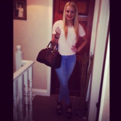 Sophie Garside✌️