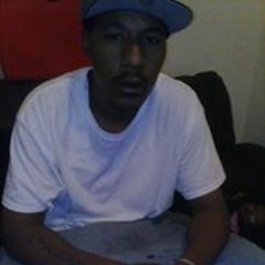 Queezy HollyRock Hampton