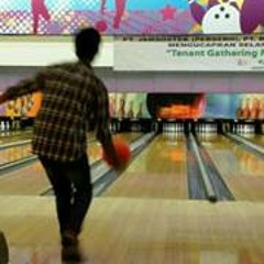 Akwila Clements Revienzer