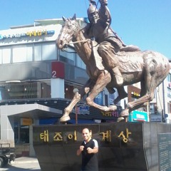 في وشوش الناس