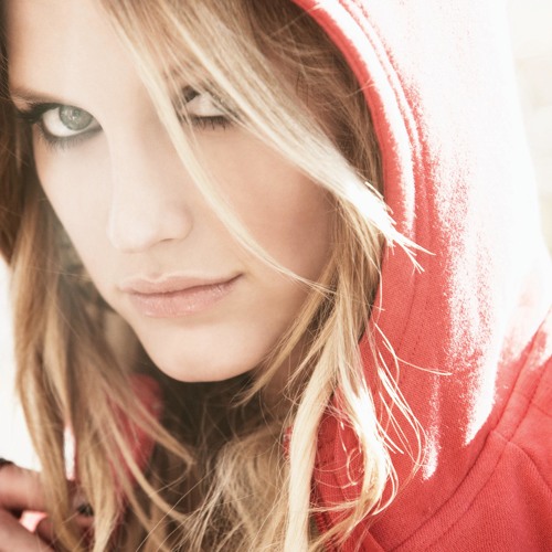 Ashlee Simpson - Can't Stop Me (Unreleased track from "I Am Me")