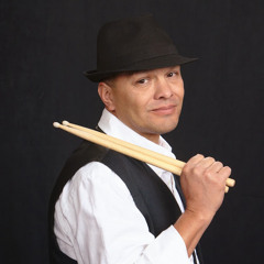 07 - Slippin Into Darkness (LIVE)