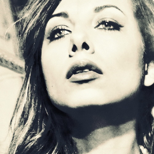 هيلا-هيلا.....محمد منير....توزيع جديد