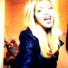 Sally Daniellé Waddington