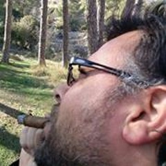 يالباسل..  لست بمصدق ان مثلك يمكن ان يموت وهل يرحل مشعلي النور الحاملين لكل هذا الحب للارض والناس والذاكره الجمعيه.. ترحل الاجسام ويتفرق الاخلاء والمعزين ويتلهى الاصدقاء بمشاغل الحياة لكن دروب الوعي التي نقشتها في ممرات الذاكره لا تنمحي آثارها ولا تعترف ب