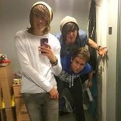 Dillon Steven White ッ