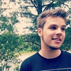 Cássio Flores Studzinski