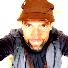 sprecher: sascha riecken