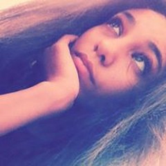 Elle Christinaa St John