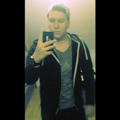 Philip M Wöllenstein