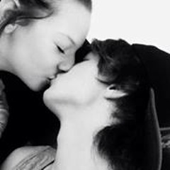 Syndelle Louise Marie