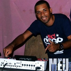 MEDLEY MC FELIPE BOLADAO ( DJ TREPEÇA MPC STUDIO XV 2013 )