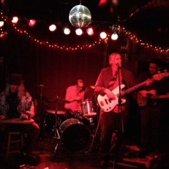 Double Naught Spy Car!