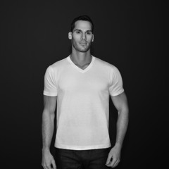 Tom Macari