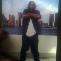 Loud Shit at On the Ⓜ️ile