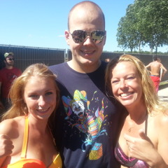 Frenchcore Party Woman