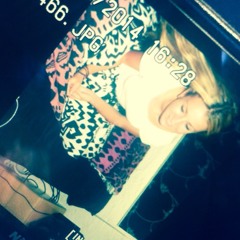 Caitlin Thomson 3