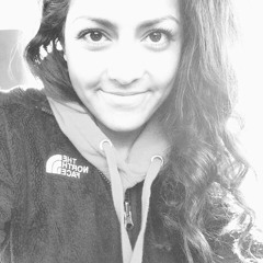 ᗩᒪE᙭ᗩᑎᗪᖇᗩ ᒍEᖇEᘔ