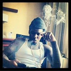 Izzy HunidRound Linder