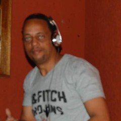 DJ CARLINHOS