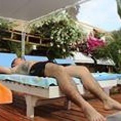 Tres A Benavides Rojas