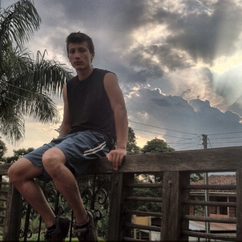 Stream Juan Sebastian Henao 3 music Listen to songs, albums