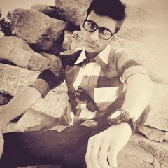 Tujh Main Muskuraty Hain