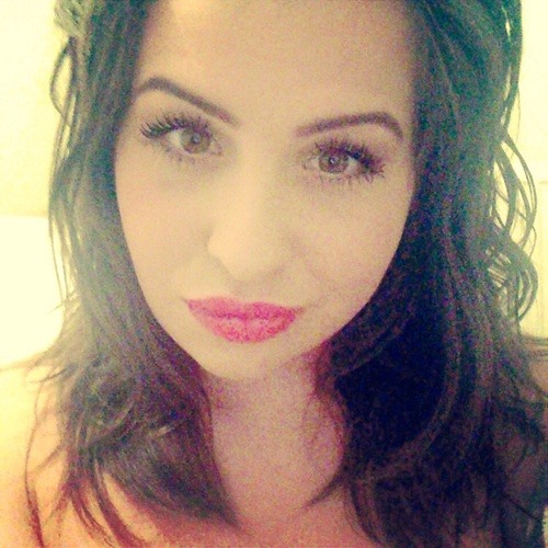 Stream Maria Antonia 20 music Listen to songs, albums, playlists for