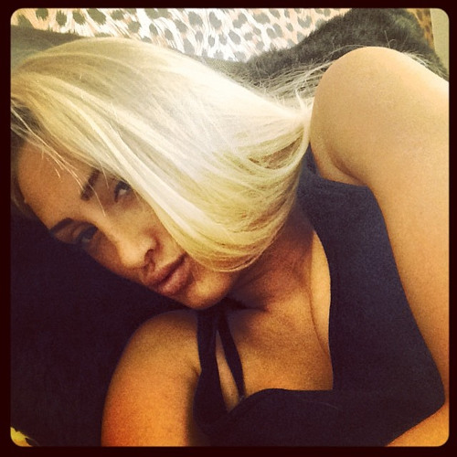independent queen deztini