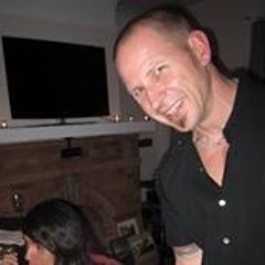 Christopher Graves 10