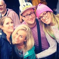 Grace-is Avin It-Large