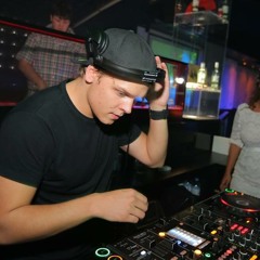 Chris.M