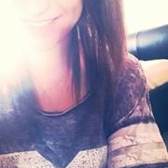 Danielle Robinson 39